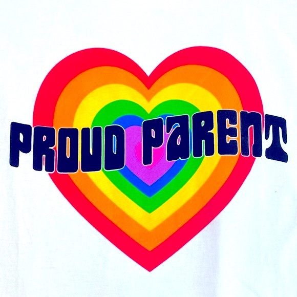 Pride Rainbow Heart "Proud Parent" Graphic T-Shirt - Size Small - NWT - Picture 2 of 3